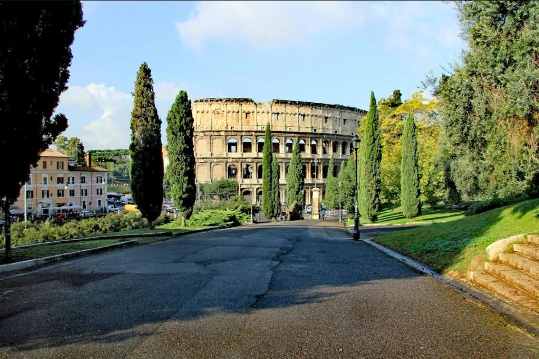 Tolli Colosseo Apartment Rome Exterior photo