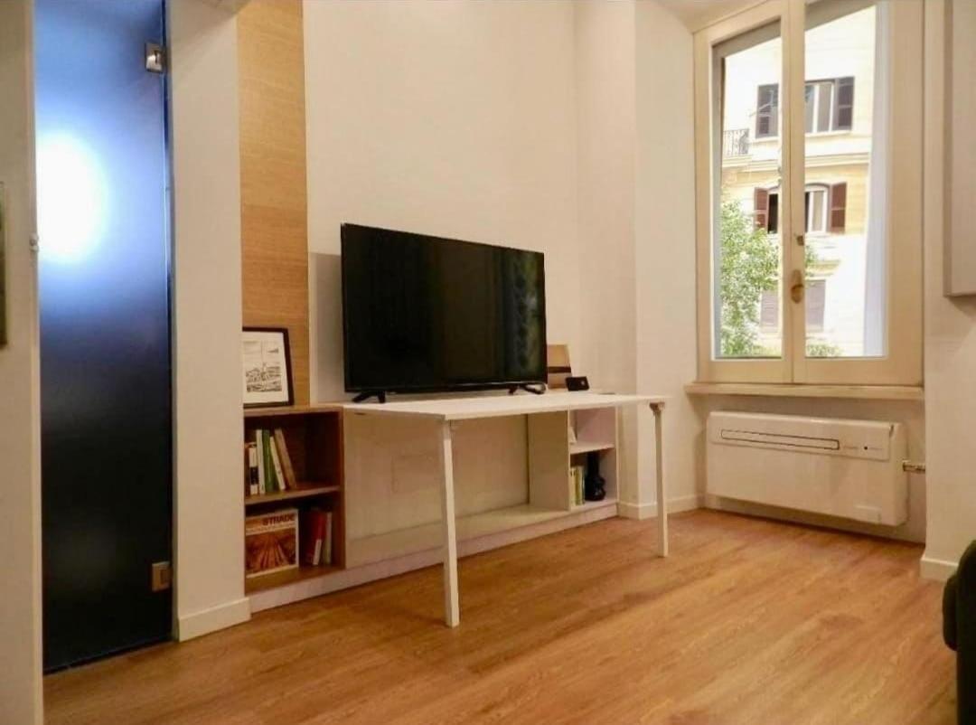 Tolli Colosseo Apartment Rome Exterior photo